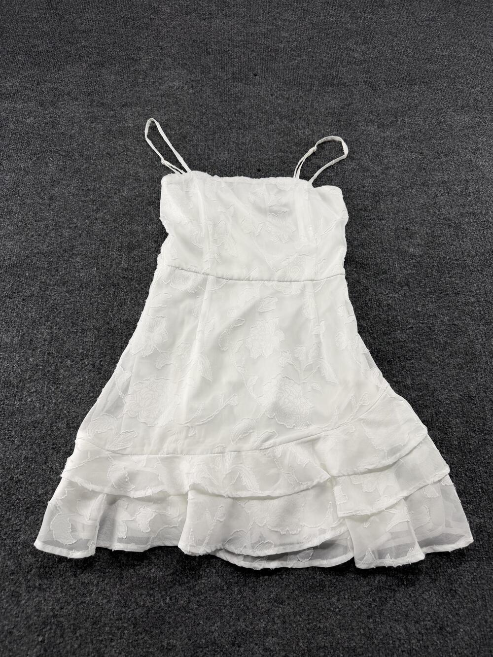 Lulus Dress Womens XSmall White Floral Jacquard Ruffle Hem Mini Sundress Strappy